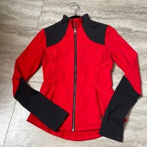 Lululemon zip up size 4 define